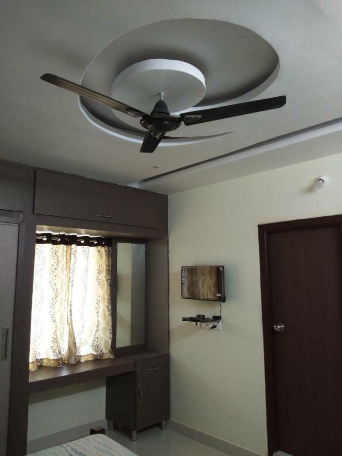 Feel Like Home -Guest House Near Tenneti Park Visakhapatnam Exterior foto